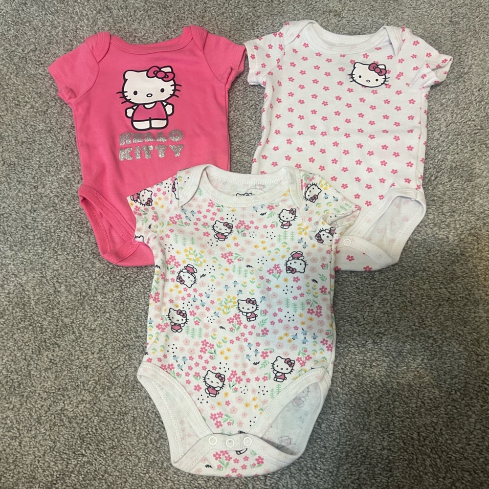 Hello Kitty Baby Girl Bodysuits 3-Pack - 3M